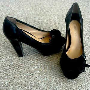 Gianni Bini black nautical heels